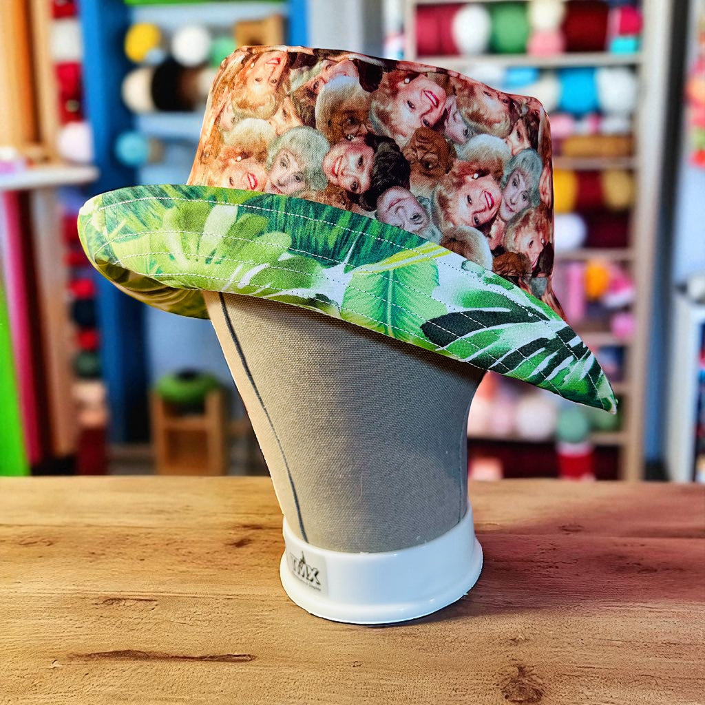 Reversible bucket hat