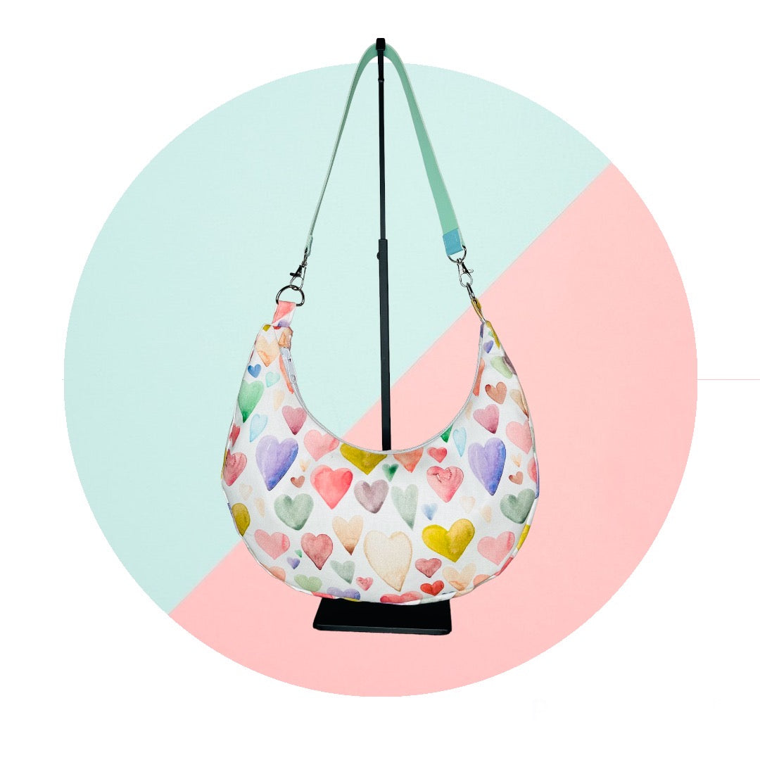 Fionn Bag croissant style bag