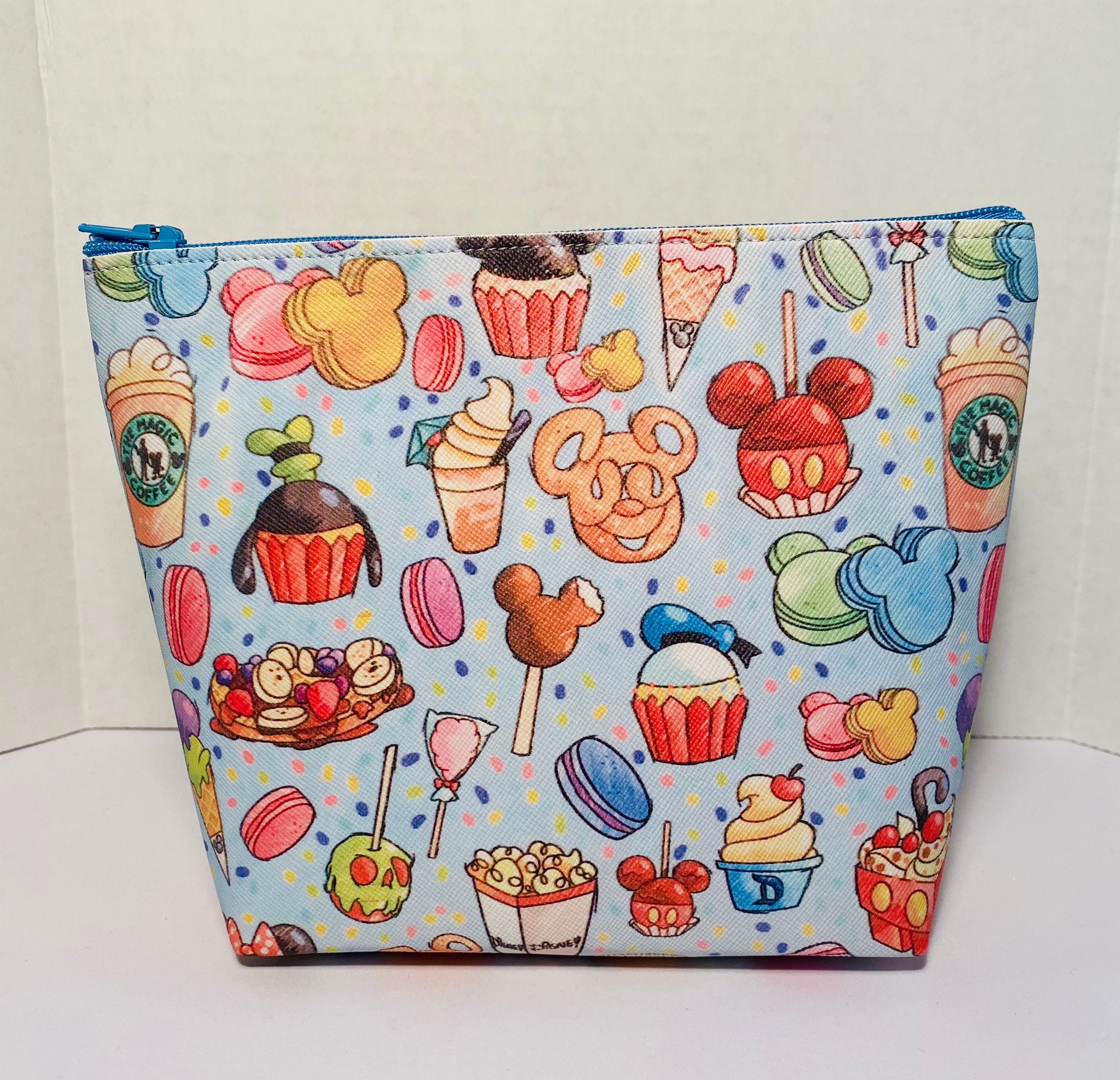Treats synthetic leather bag