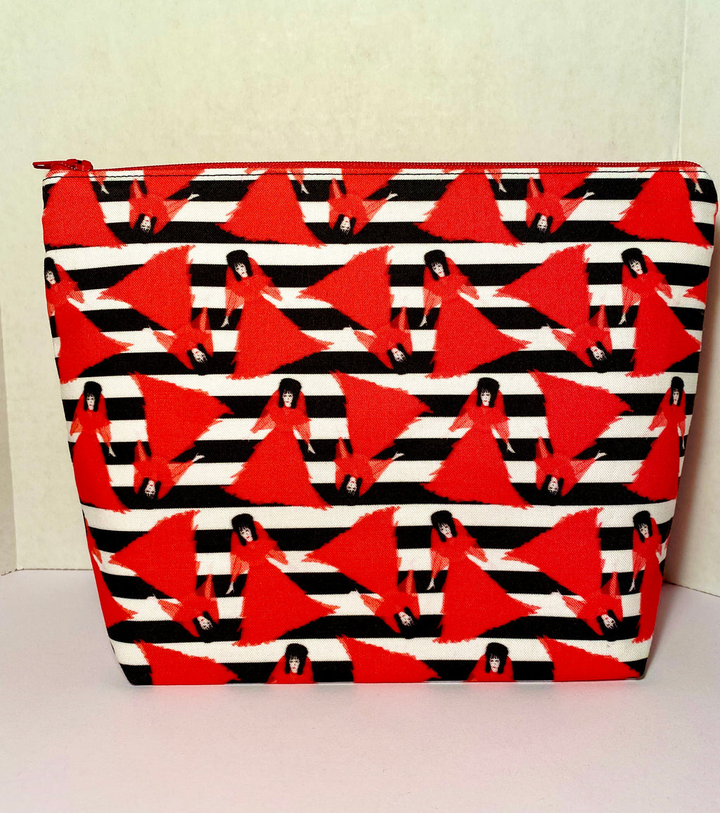 Lydia Deetz printed bag
