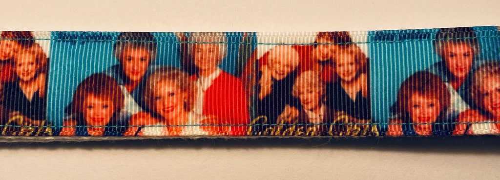 GG Blue/White Key Fob