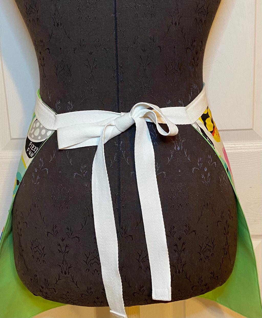 Short Apron